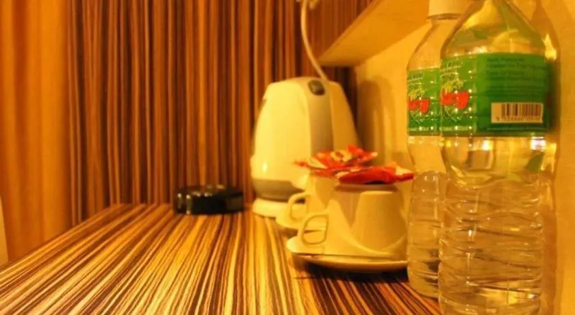 Clover Hotel Johor Bahru 2*,