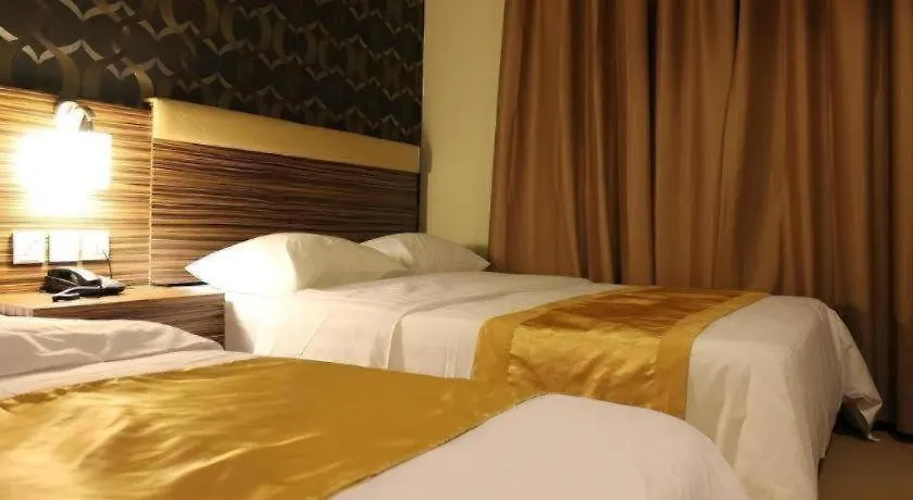 Clover Hotel Johor Bahru 2*,