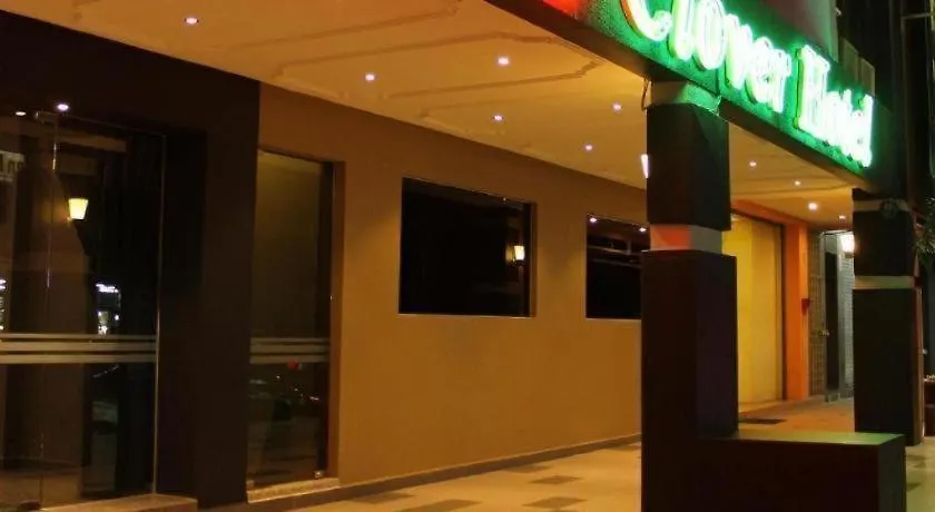 Clover Hotel Johor Bahru 2*,